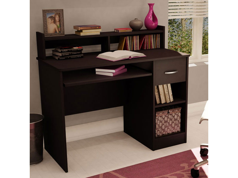 Classic Study Table